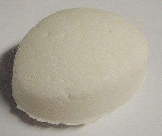 Off white sugar scrub bar