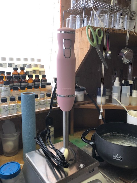 https://www.swiftcraftymonkey.blog/wp-content/uploads/2019/06/immersion-blender-pink-new-march-2019-1.jpg